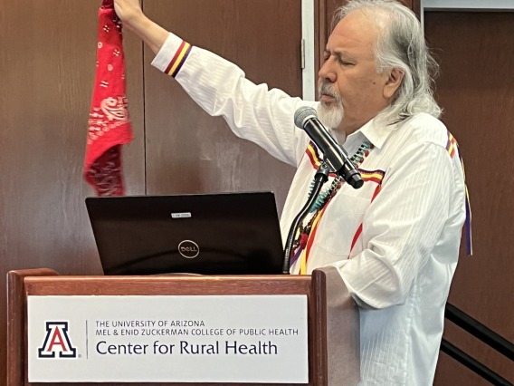Dr. Carlos Gonzales blesses the opening of the conference