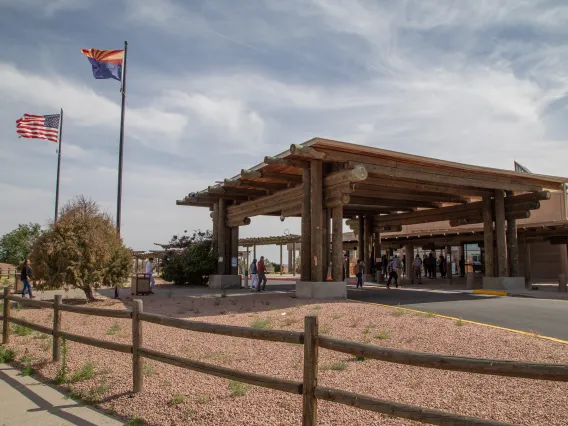 Hopi Health Care Center Polaca