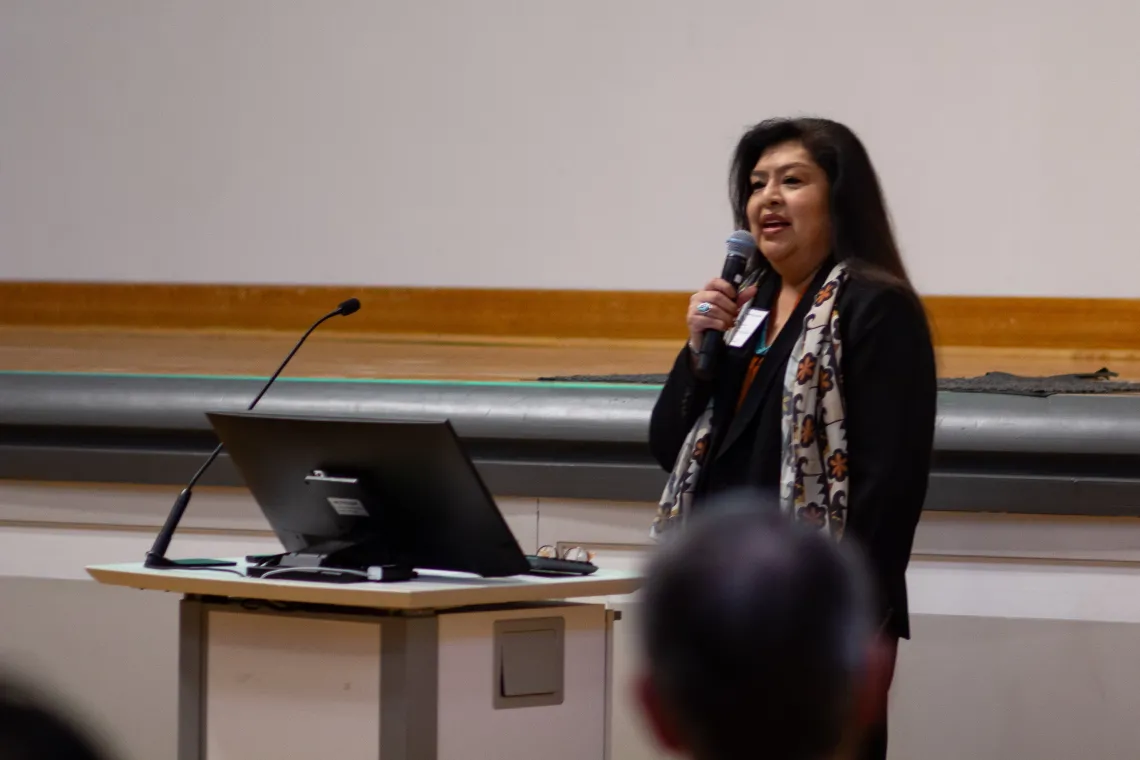 Holly Figueroa addresses the general session